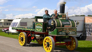 Illustration for article titled The Most Astounding Steam-Powered Vehicles in History